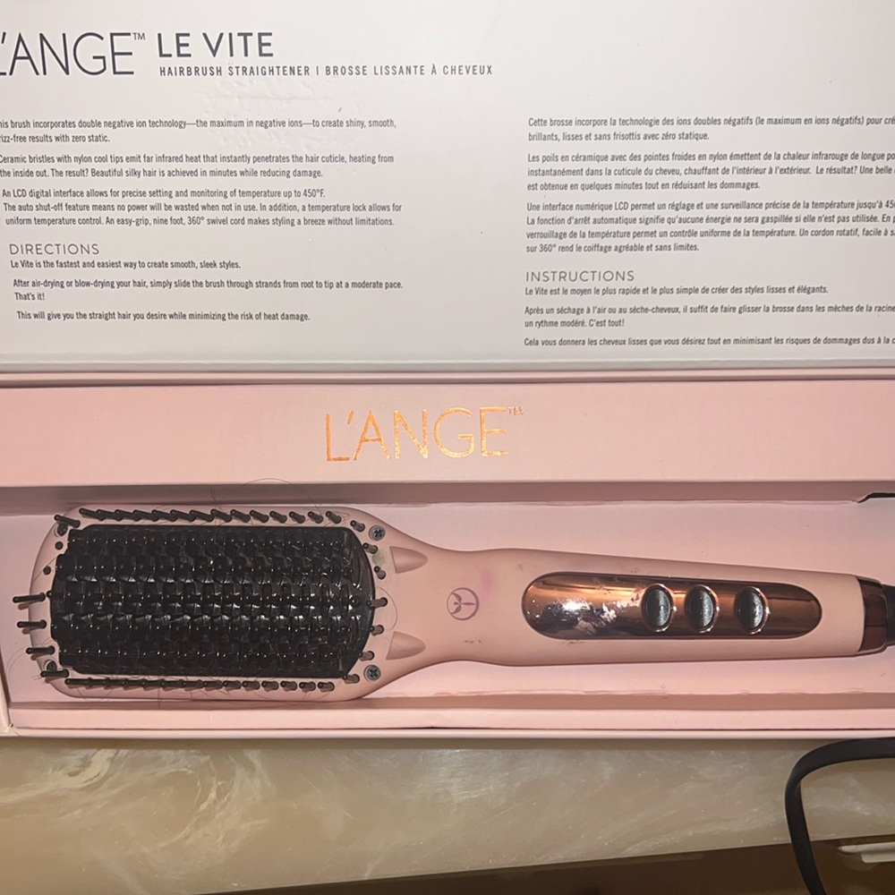 Lange hairbrush straightener